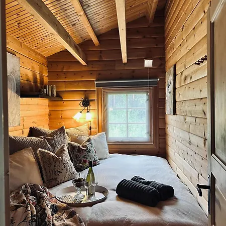 A Haven For Peace, Good Food, And Hiking Ferienhaus Storslett